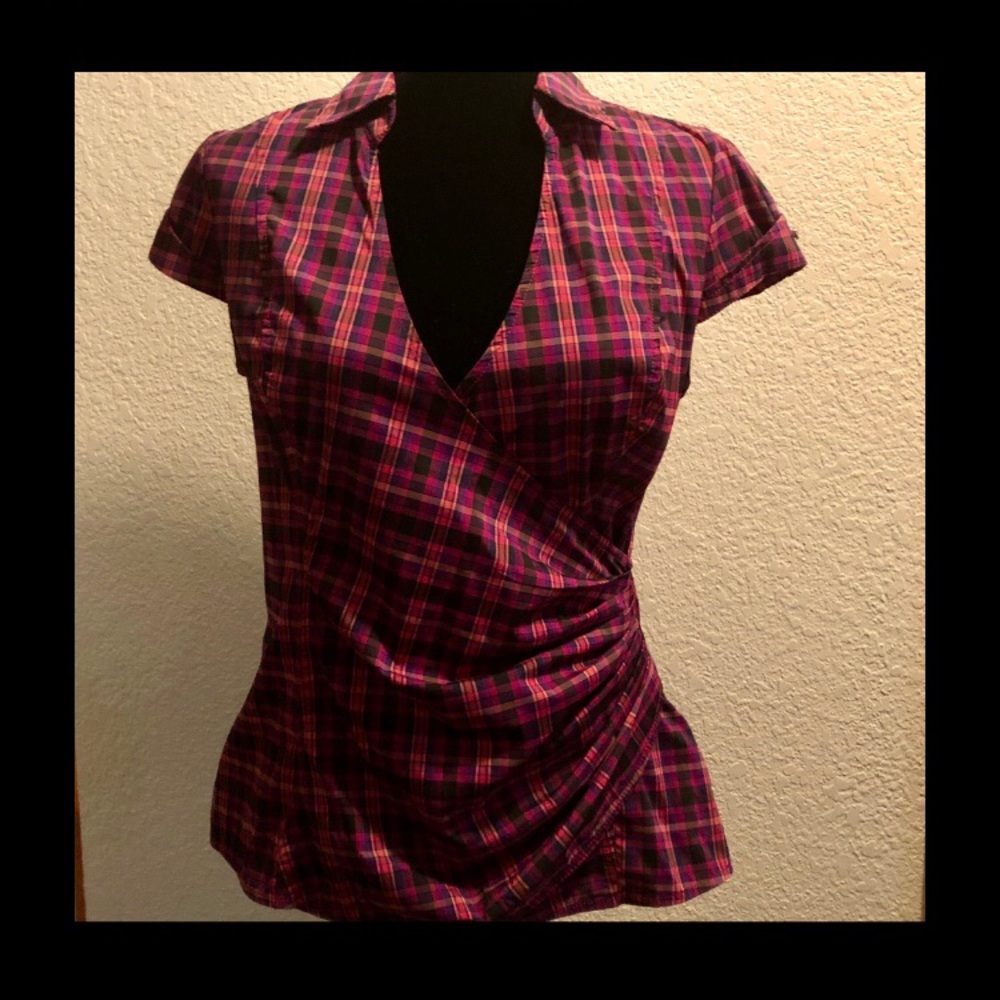 EXPRESS V~NECK PLAID STRETCH BLOUSE - Picture 13 of 13